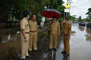 Bupati Turun Langsung Tinjau Genangan Air