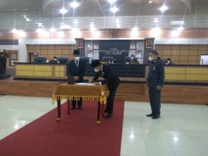 Sidang Paripurna DPRD OKU Selatan Dalam Rangka Penetapan Hasil Pilkada Bupati dan Wakil Bupati Terpilih Periode 2021-2026 | OKU Selatan