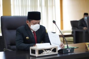 Bupati OKU Timur Hadiri Paripurna RPJMD 2021-2026