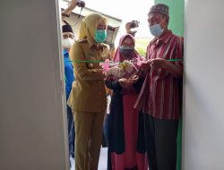 Fitrianti Agustinda Resmikan Bedah Rumah Program BAZNAS Kota Palembang
