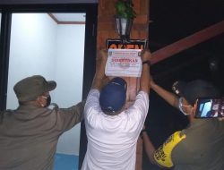 Kepala Satuan Polisi Pamong Praja Kota Bekasi Pimpin penyegelan tempat usaha kafe di Jalan Pekayon