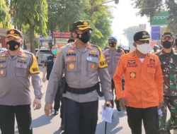 Polres Subang menurunkan Pasukan Gabungan TNI/Polri Untuk Melakukan Penyekatan