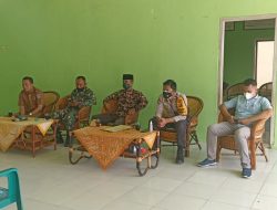 Kepala Desa Muda Sentosa Bagikan Bantuan BLT ke Masyarakat