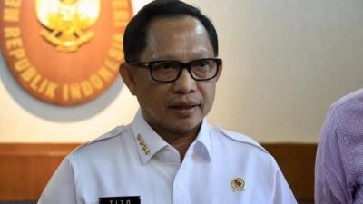 Tito Karnavian memberikan teguran yang cukup keras kepada 19 kepala daerah yang penyerapan anggarannya dinilai buruk dalam penanganan pandemi Covid-19