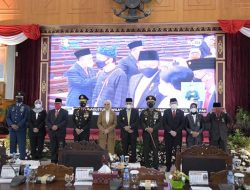Pimpinan dan Anggota DPRD Prov. Sumsel dengarkan Pidato Kenegaraan Presiden Republik Indonesia