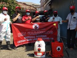 Ketua DPC DMI PDI.P kabupaten Karawang Laksanakan Penyemprotan Disenfektan