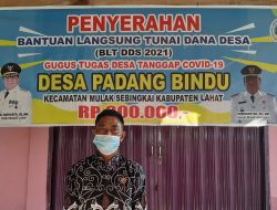 Pembagian BLT ke -7 di Desa Padang Bindu Kecamatan Mulak Sebingkai Sebanyak 63 KK