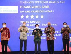 Kali ke Dua, HD terpilih menjadi Top Pembina BUMD Terbaik 2021
