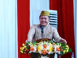 Herman Deru Tebar Puluhan Ribu Benih Ikan di Sungai Rawas