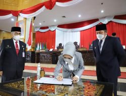Herman Deru Terima Rekomendasi Dewan Terhadap LKPJ Gubernur 2020