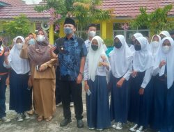 Bupati OKU Timur Tinjau Langsung Kelapangan Untuk Vaksinasi Massal Pelajar
