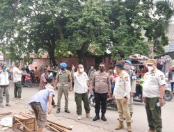Sat Pol PP Palembang Bongkar 15 Bangunan Liar