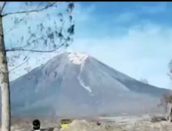 Gunung Semeru Kembali Mengeluarkan Awan Panas