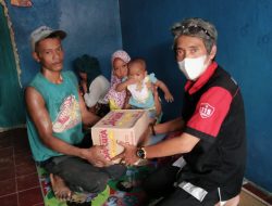 Team Relawan Ambulan Kabupaten Bekasi Adakan Bhakti Sosial Di Desa Girimukti Cianjur