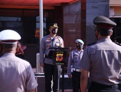 sebanyak 86 Anggota Polres Karawang menerima kenaikan pangkat setingkat lebih tinggi TMT 1 Januari 2022