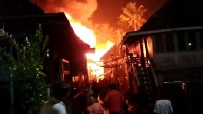 Sijago Merah Kembali Melahap Dua Rumah Warga Desa Damarpura