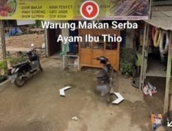 Warung Makan Serba Ayam Bu Tio Bernuansa Alami