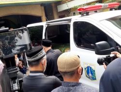 Jenazah Dorce Gamalama tiba di TPU Bantar Jati Jakarta Timur