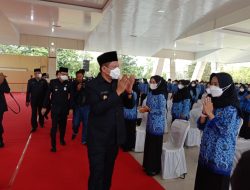 Bupati OKU Timur Lantik 238 CPNS Resmi Menjadi PNS 