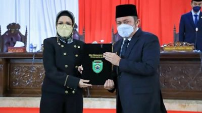 Sampaikan Pendapat Akhir Terhadap 4 Raperda pada Rapat Paripurna Paripurna XLVI (46) DPRD Prov Sumsel