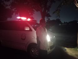 Pokdarkamtibmas Sektor Cikarang Barat Bersama Emergency Respon Team Sigap Tangani Warga Yang Meninggal Dunia Di Hari Raya Idul Fitri 1443.H