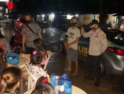 Polsek Batu Ampar Gelar Patroli Himbau Masyarakat yang Masih Berkerumun