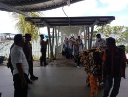 Polsek Kawasan Pelabuhan Batam Turunkan Personil Pengamanan Kedatangan Calon Jamaah Haji dari Kab. Karimun