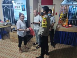 Tengah Malam, Kapolresta Tanjungpinang Kunjungi Rumah Duka