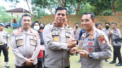 Kapolresta Barelang Raih Juara Menembak TNI Polri bersama Jurnalis Kota Batam  Dalam Rangka Hari Bhayangkara Ke–76