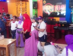 Warga Kabupaten Bekasi Beri Kejutan Di Hari Ulang Tahun Ke 45 Ibu Hany Maryani
