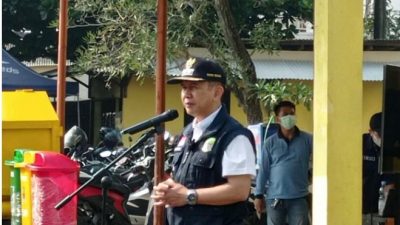 Pj Bupati Bekasi Dani Ramdan Memimpin Apel Kick Off Lomba Kampung Bersih