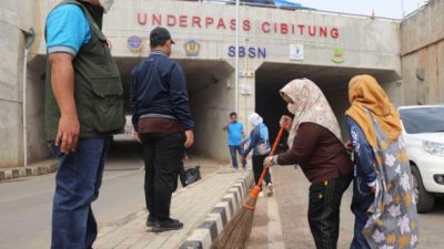 Camat Cibitung Pimpin Langsung Kegiatan Lomba Kampung Bersih