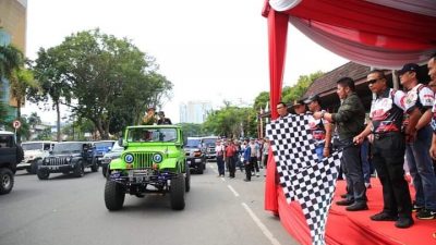 Herman Deru Resmi Buka Kontes Mobil Klasik Dalam Rangka HUT ke – 76 Bhayangkara