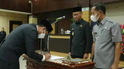 52 Pejabat Esselon Dilantik, Wabup : Semoga Amanah