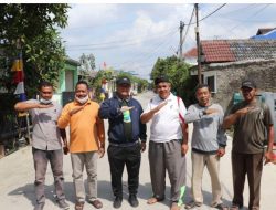Kepala kelurahan Wanasari Menjelaskan Bahwa perbaikan jalan lingkungan yang dilakukan oleh warganya sudah berjalan 3 tahap dari 5 tahap program perbaikan
