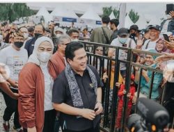 Menteri BUMN Erick Thohir Bersama Bupati Karawang Hadiri Pemberdayaan UMKM