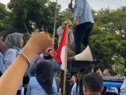 Lima Tuntutan Aliansi UIN Raden Fatah Palembang Demo Tolak Kenaikan BBM di Kantor DPRD Sunsel