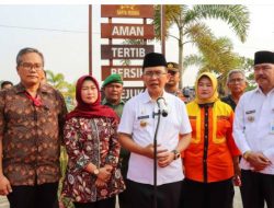 Pj Bupati Dani Ramdan meresmikan Taman Pelangi Pebayuran