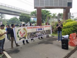 SIRA Gelar Aksi Damai di Kejati Sumsel Terkait Tindak Pidana Korupsi di kabupaten Musi Rawas