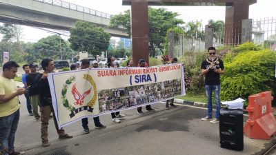 SIRA Gelar Aksi Damai di Kejati Sumsel Terkait Tindak Pidana Korupsi di kabupaten Musi Rawas
