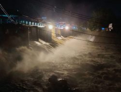 Ketinggian air Katulampa mendadak naik setelah kawasan Puncak sebagai hulu Sungai Ciliwung