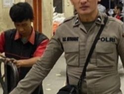 Terungkap Pernyataan Reza Adik Kandung Brigadir J Bahwa Nomor WA Nya Di Blokir Para Ajudan Ferdi Sambo Dan Puteri Candrawati