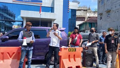 Demonstrasi Solidaritas Aktivis,OKP,LSM dan Pers kabupaten Ogan Komering Ulu (OKU) Minta  Brantas Mafia Lelang dan Mafia Perbankan Pada BRI Cabang Baturaja
