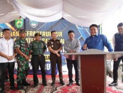 Bupati Ir.H Lanosin ST Dampingi Gubernur Sum-Sel Peresmian Infrastruktur di OKU Timur