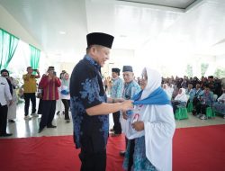 Bupati Enos Lepas Kuota Tambahan 40 CJH OKU Timur