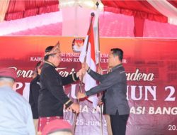 Serah Terima Bendera Kirap Pemilu Tahun 2024 di OKU Timur