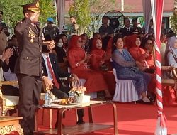 Peringatan Hari Bhayangkara Ke-77 Kapolres OKU Timur Bertindak Sebagai Inspektur Upacara