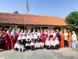 SDN Setiadarma 02 Santuni Siswa Anak Yatim Dalam Acara Penutupan MPLS