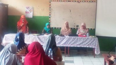 Kepala Sekolah SDN Mekarsari 04 Melaksanakan Giat Sosialisasi Vaksin HPV Bersama Tim Kesehatan Puskesmas
