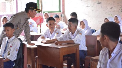 Ditinjau Langsung Ratu Dewa, Infrastuktur SMPN 5 Palembang Segera Diperbaiki